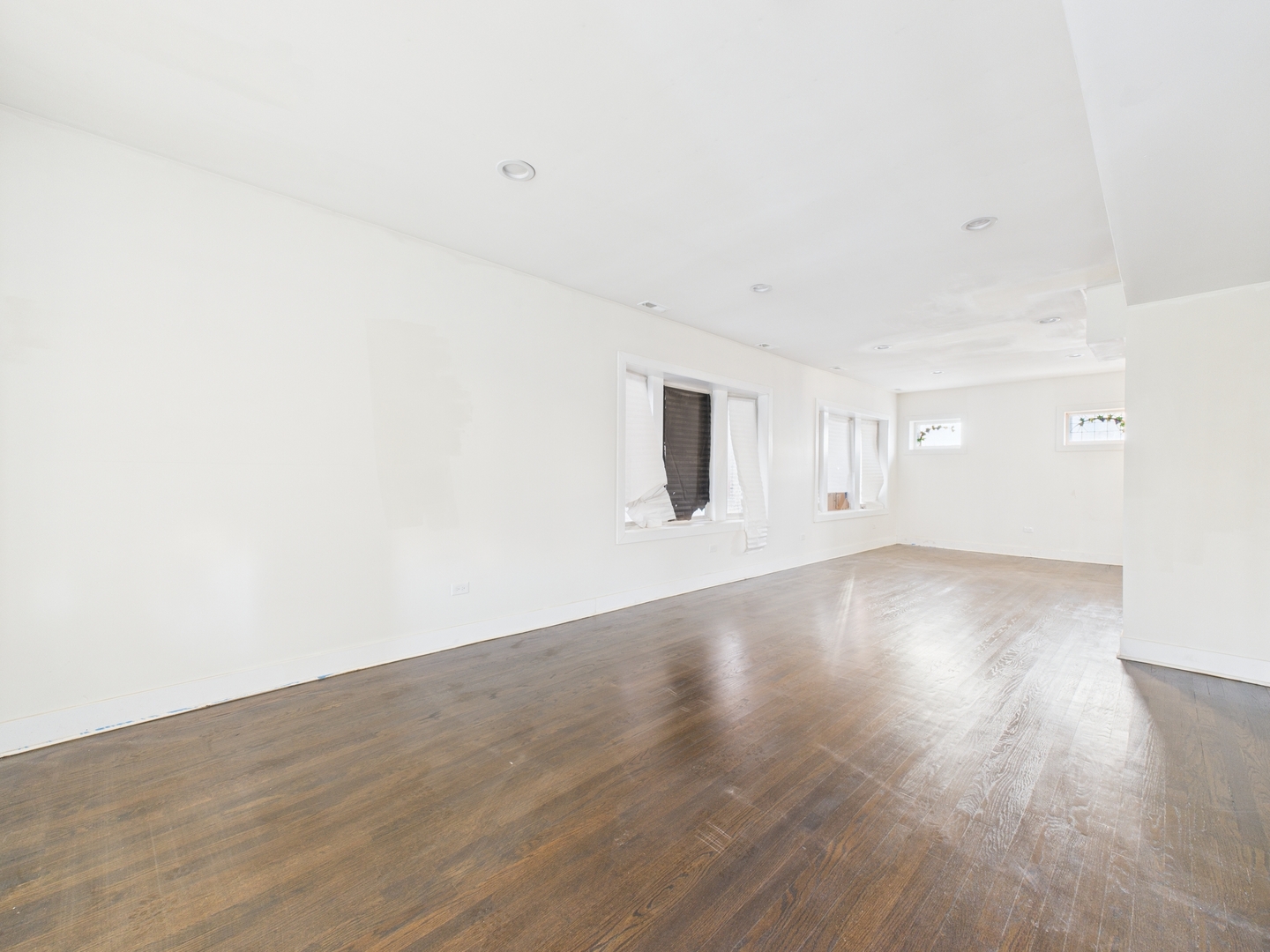 8024 S Loomis Boulevard, Chicago, IL 60620