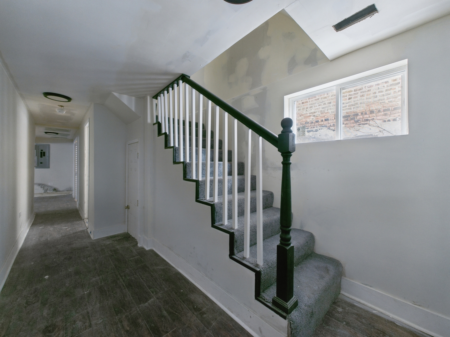 8024 S Loomis Boulevard, Chicago, IL 60620