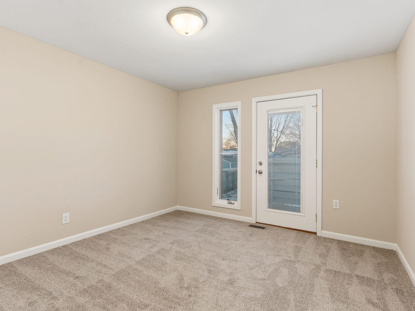 105 Blackhawk Drive, Minooka, IL 60447