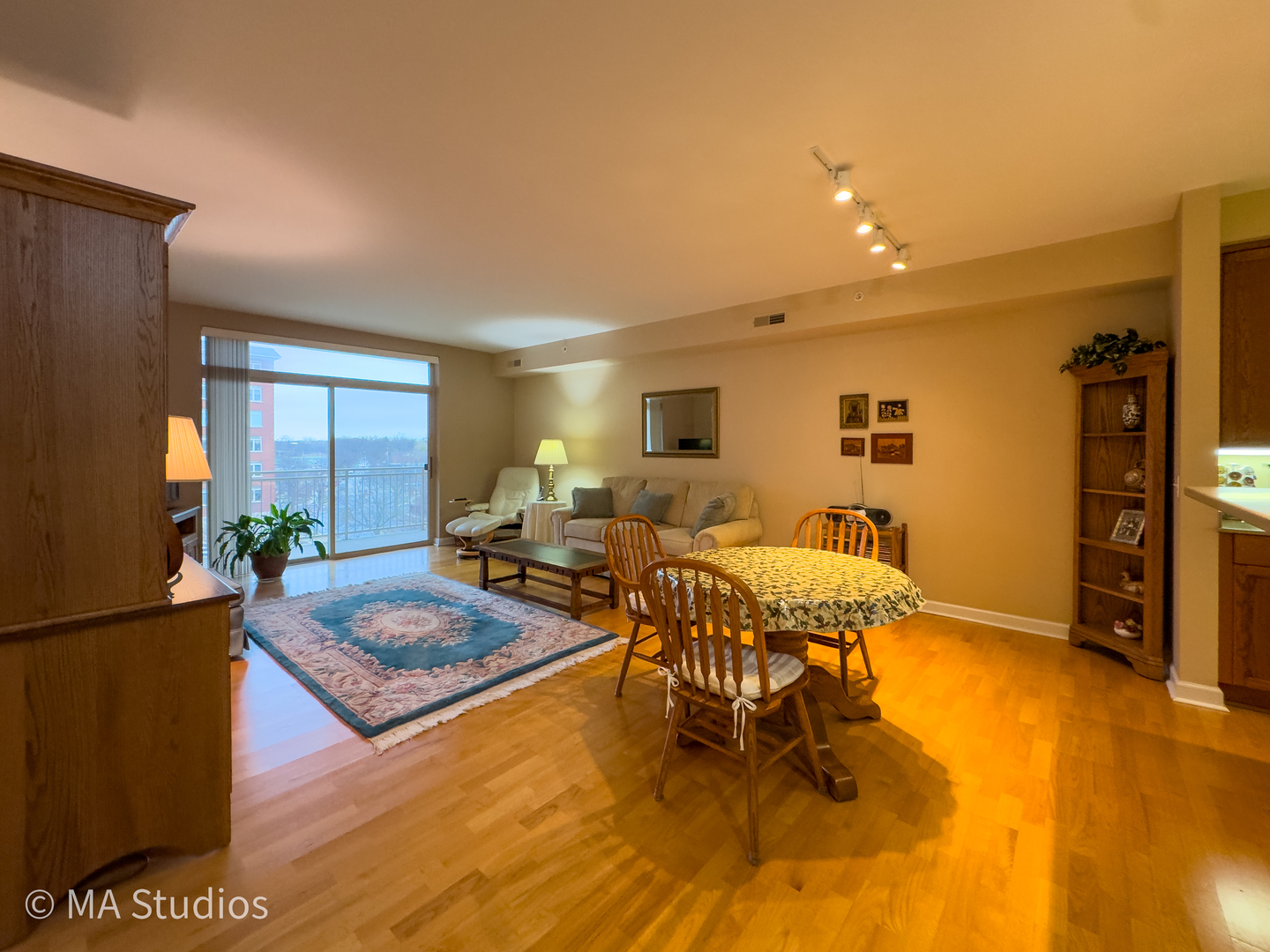 8400 Callie Avenue #312, Morton Grove, IL 60053