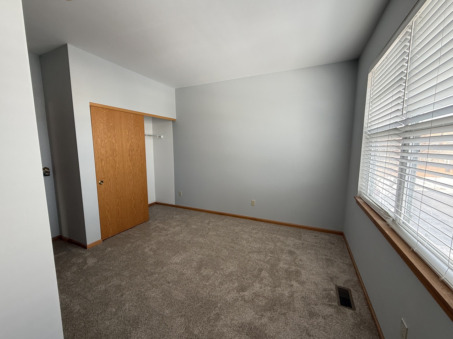 520 Chesterfield Court, Oswego, IL 60543