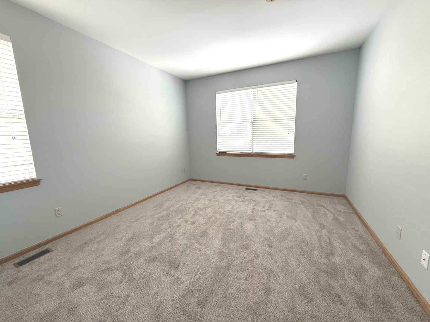 520 Chesterfield Court, Oswego, IL 60543