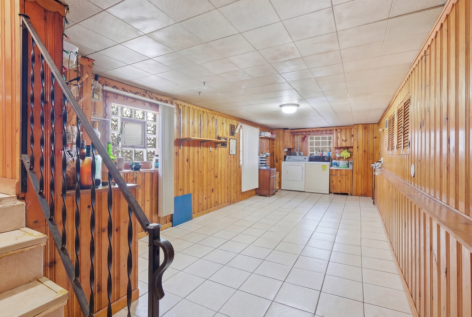 1426 N ROHDE Avenue, Berkeley, IL 60163
