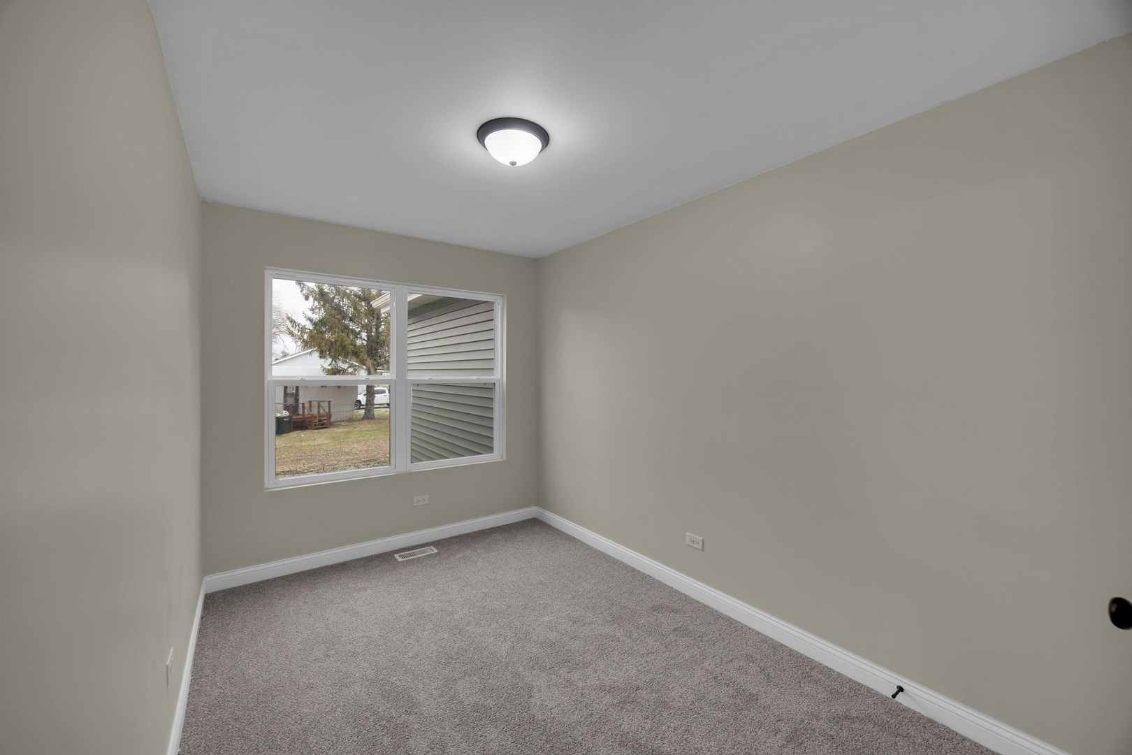 470 N School Street, Braidwood, IL 60408