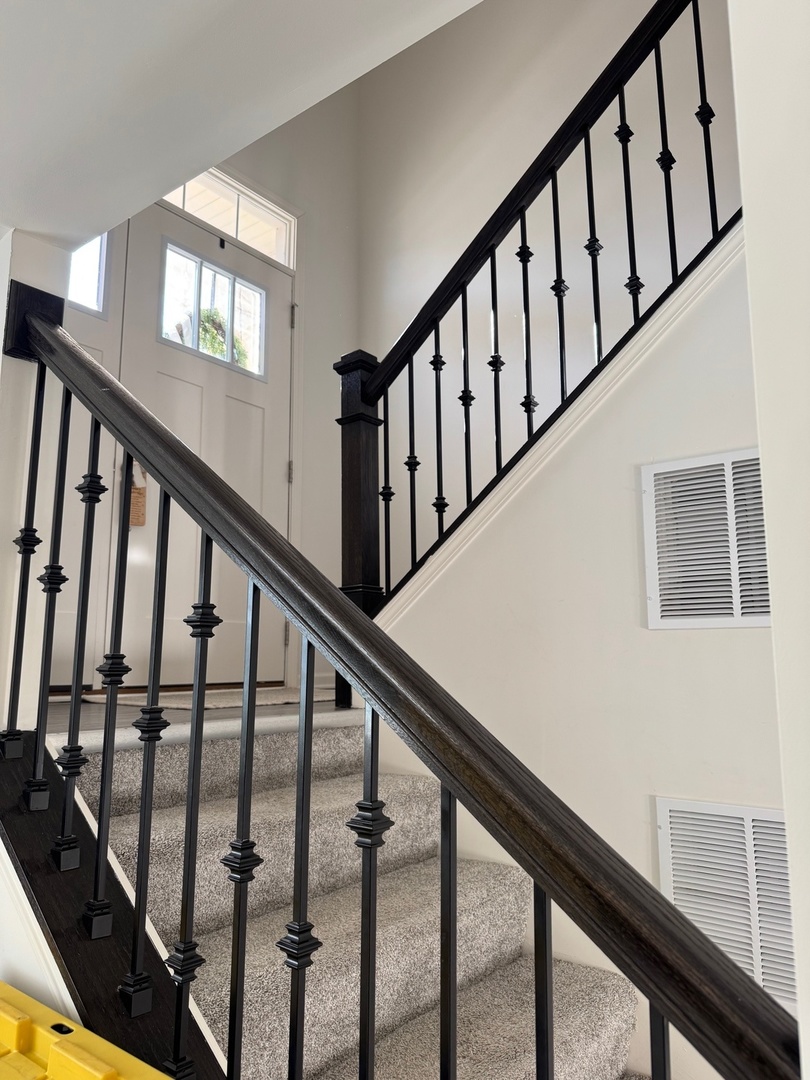 1654 Bentz Way, Batavia, IL 60510