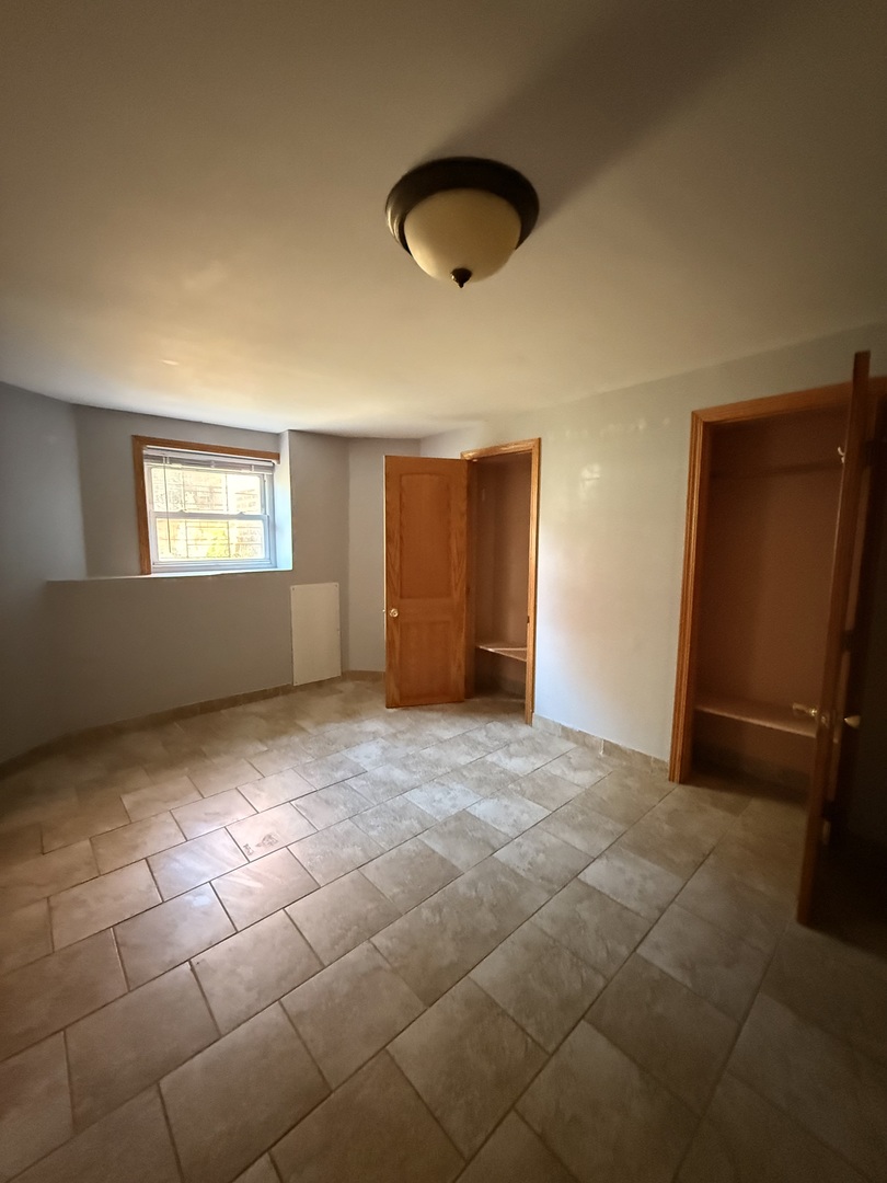 4421 N Kimball Avenue #G, Chicago, IL 60618