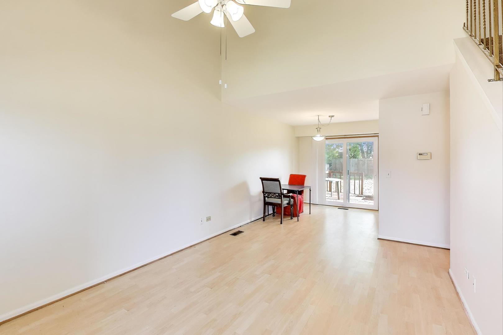 1018 Pheasant Run Lane, Aurora, IL 60504