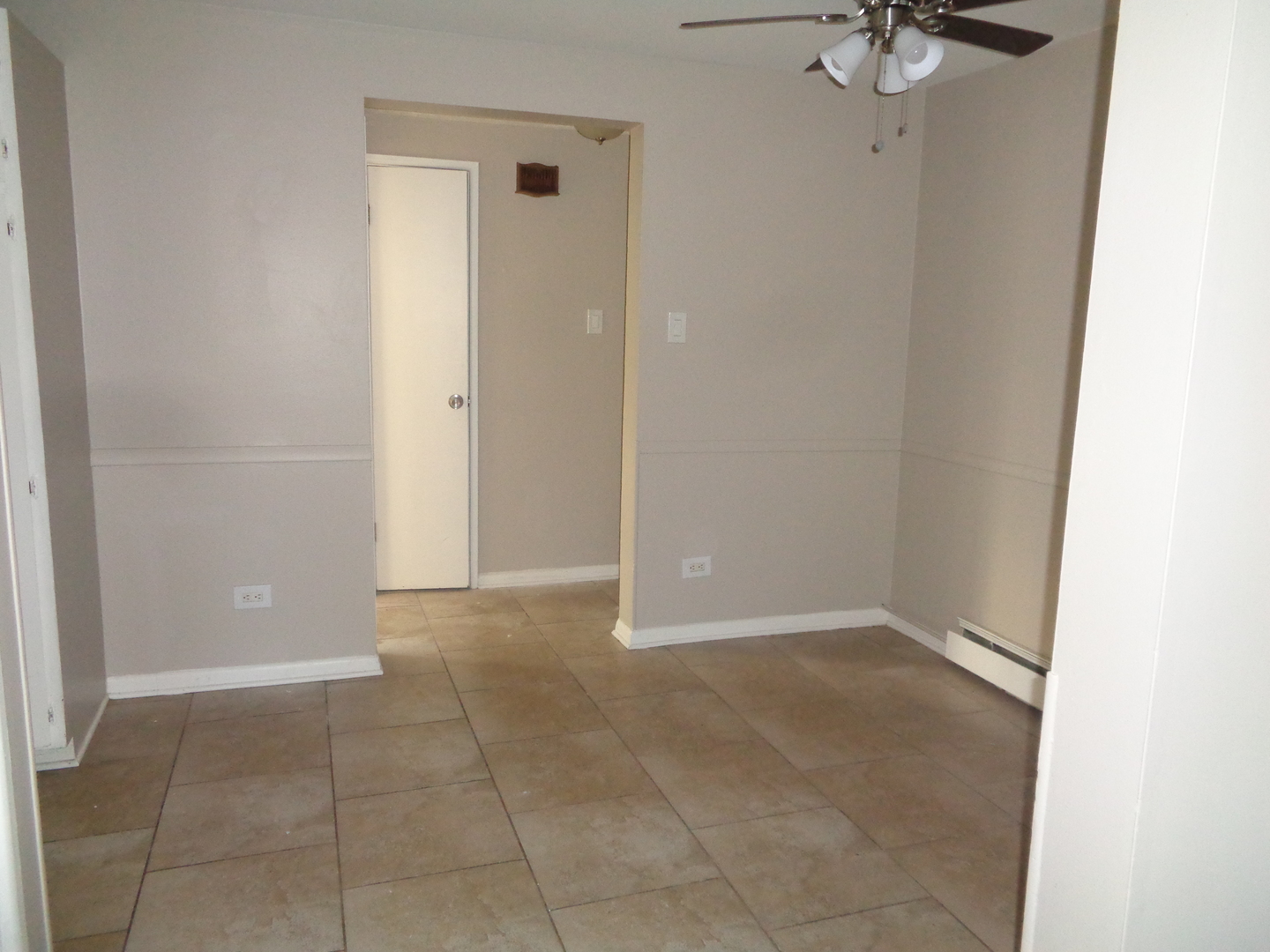 10748 S harlem Street #1S, Worth, IL 60482