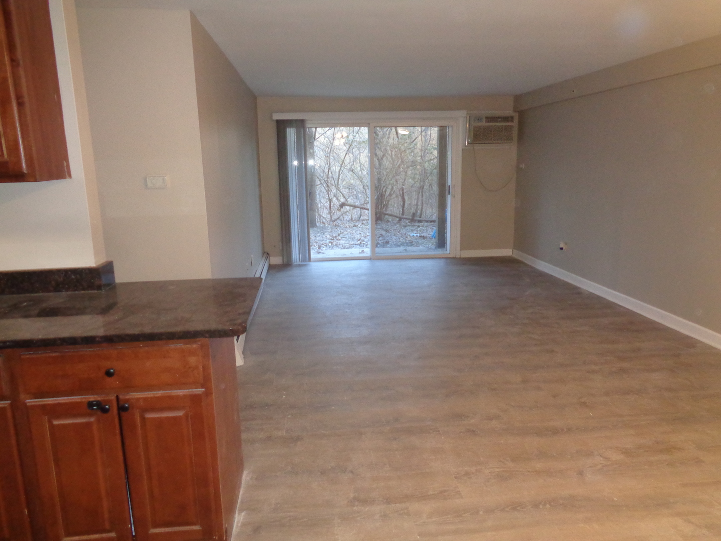 8550 S 103rd Terrace #107, Palos Hills, IL 60465