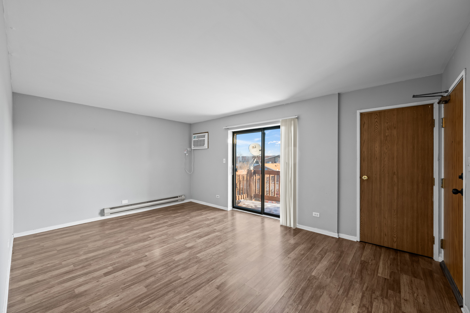 1324 N Geneva Drive #3B, Palatine, IL 60074