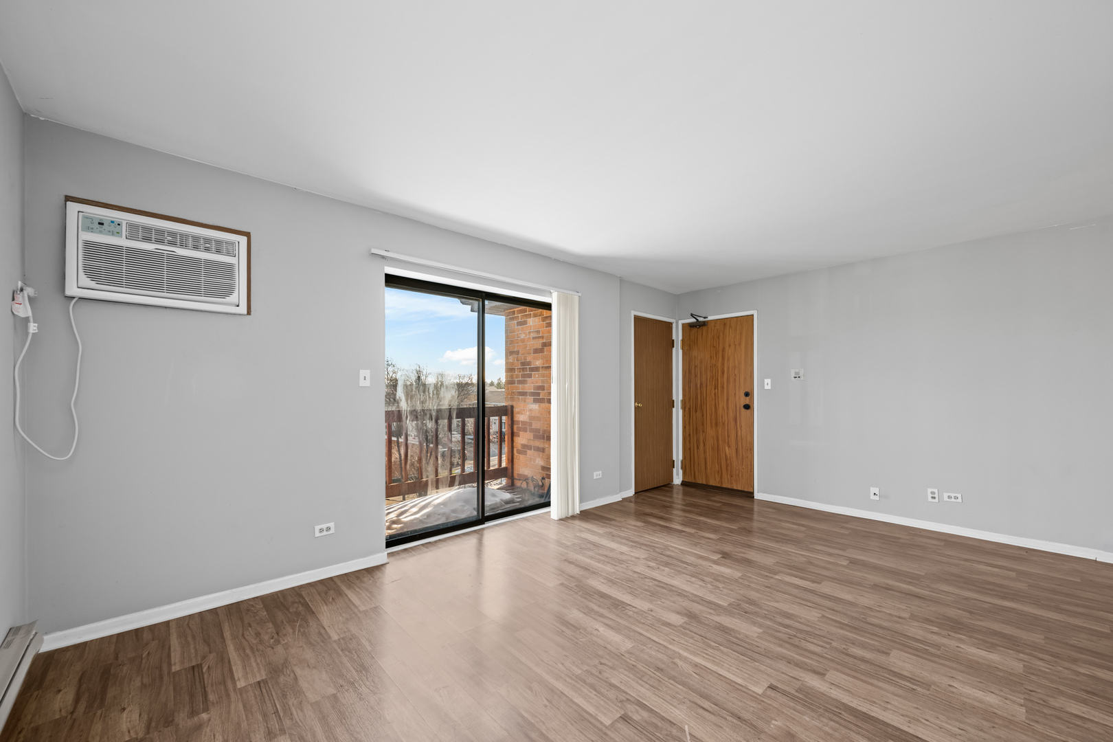 1324 N Geneva Drive #3B, Palatine, IL 60074