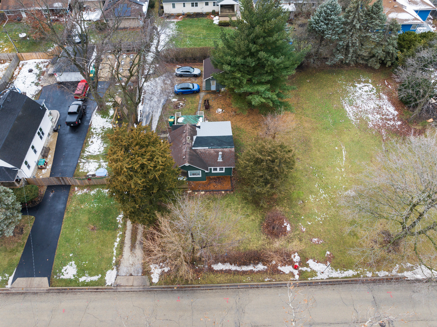 915 Dawes Avenue, Joliet, IL 60435