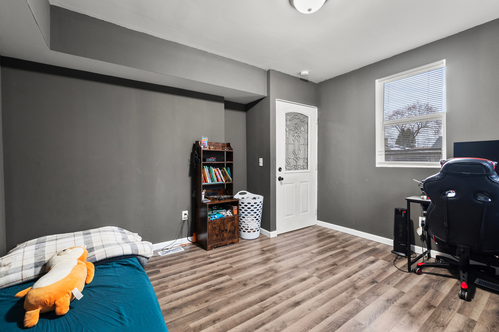 915 Dawes Avenue, Joliet, IL 60435