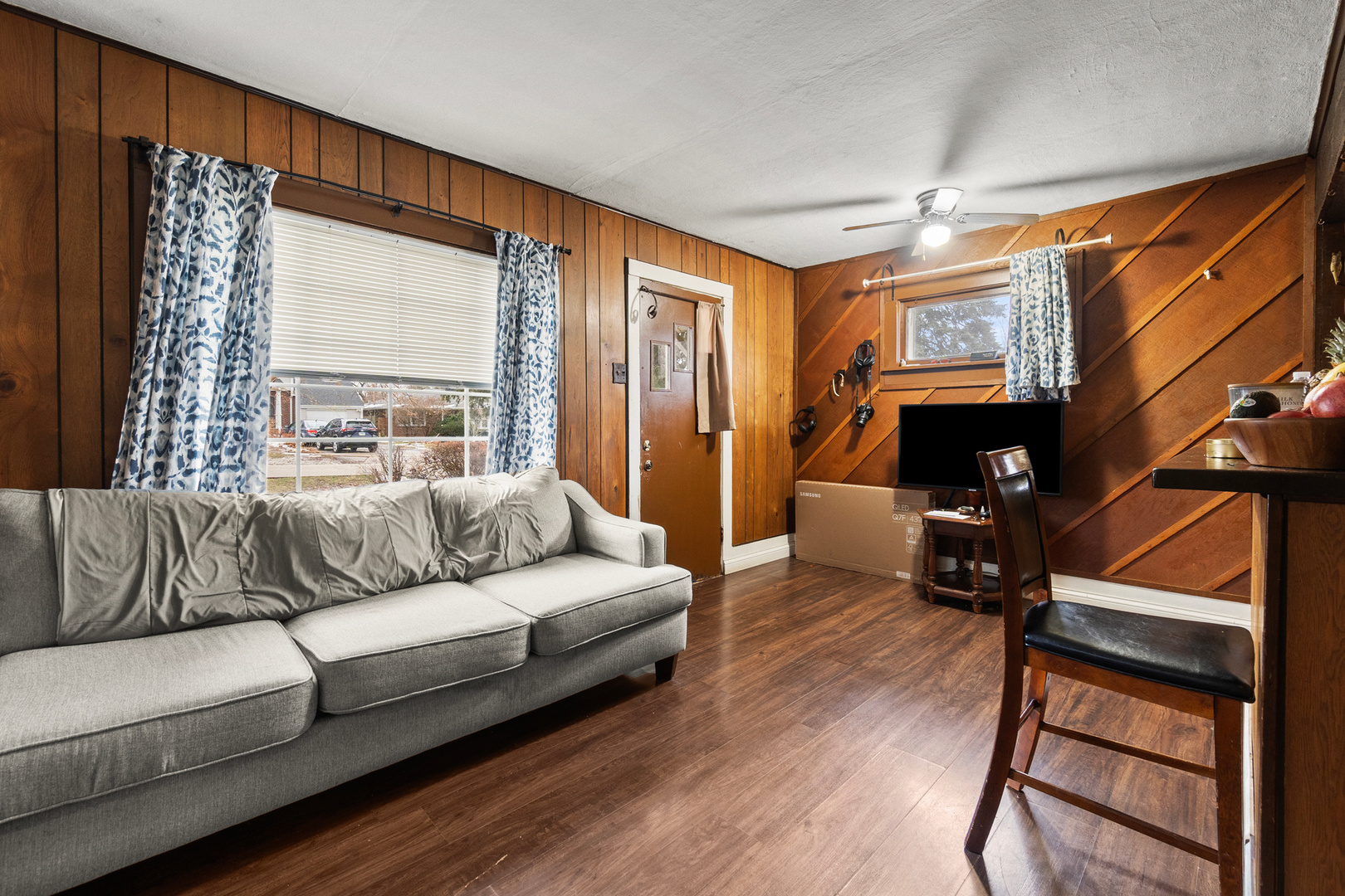 915 Dawes Avenue, Joliet, IL 60435