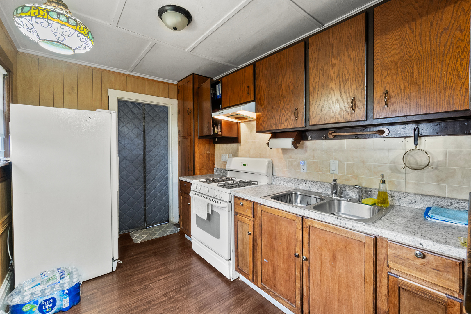 915 Dawes Avenue, Joliet, IL 60435