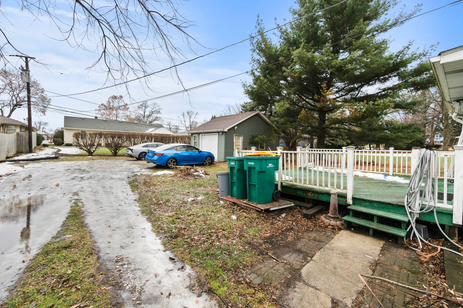 915 Dawes Avenue, Joliet, IL 60435