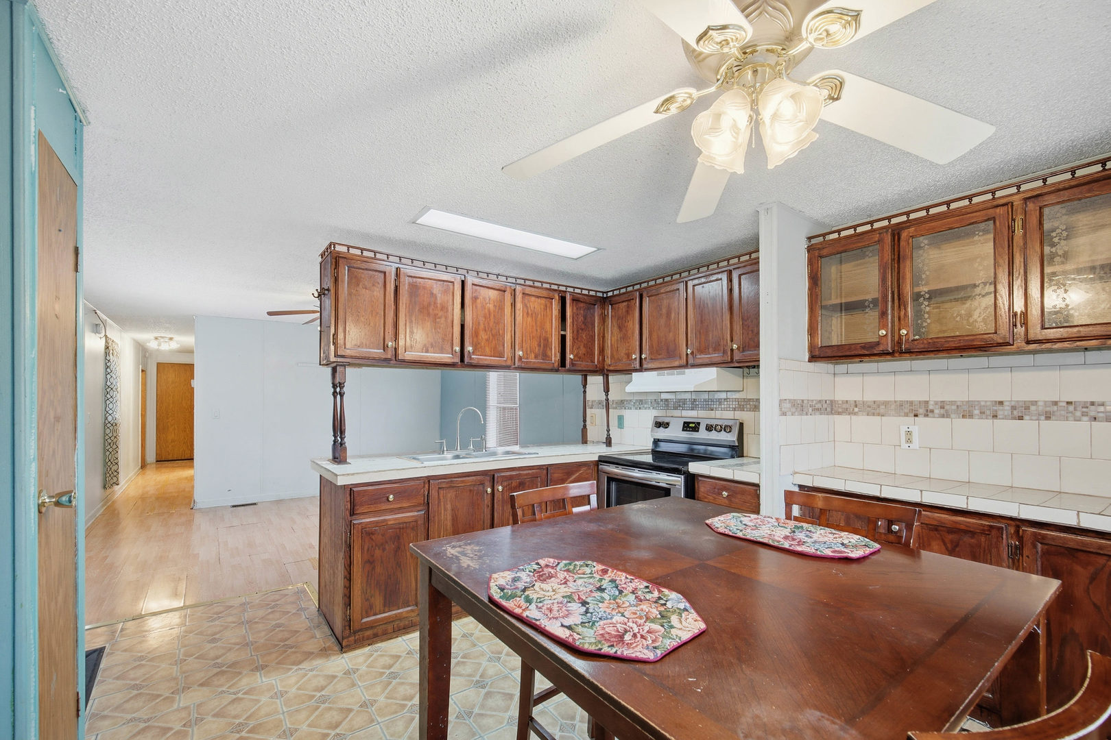 1300 W Branch Road, Northfield, IL 60093