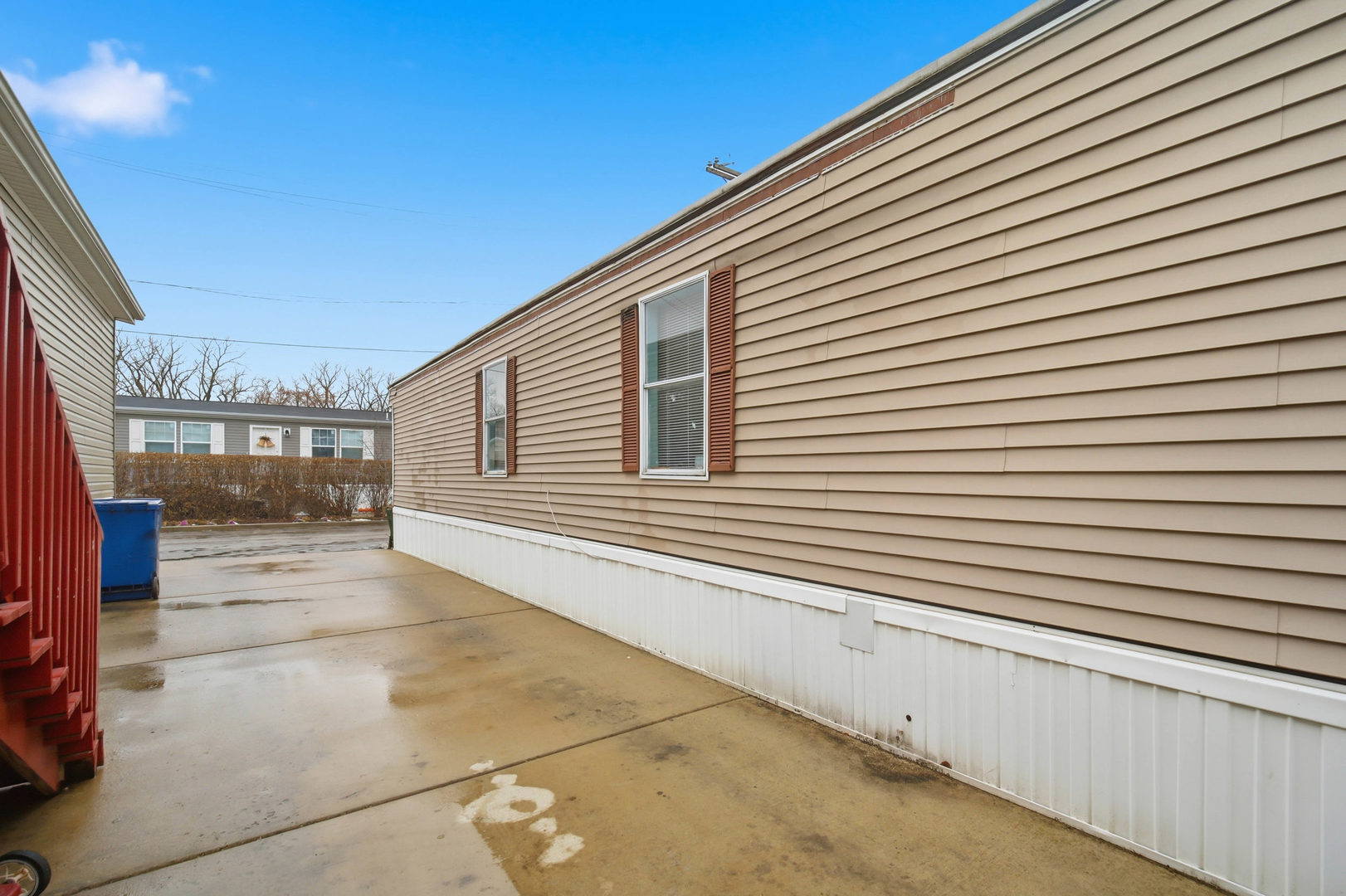 1300 W Branch Road, Northfield, IL 60093