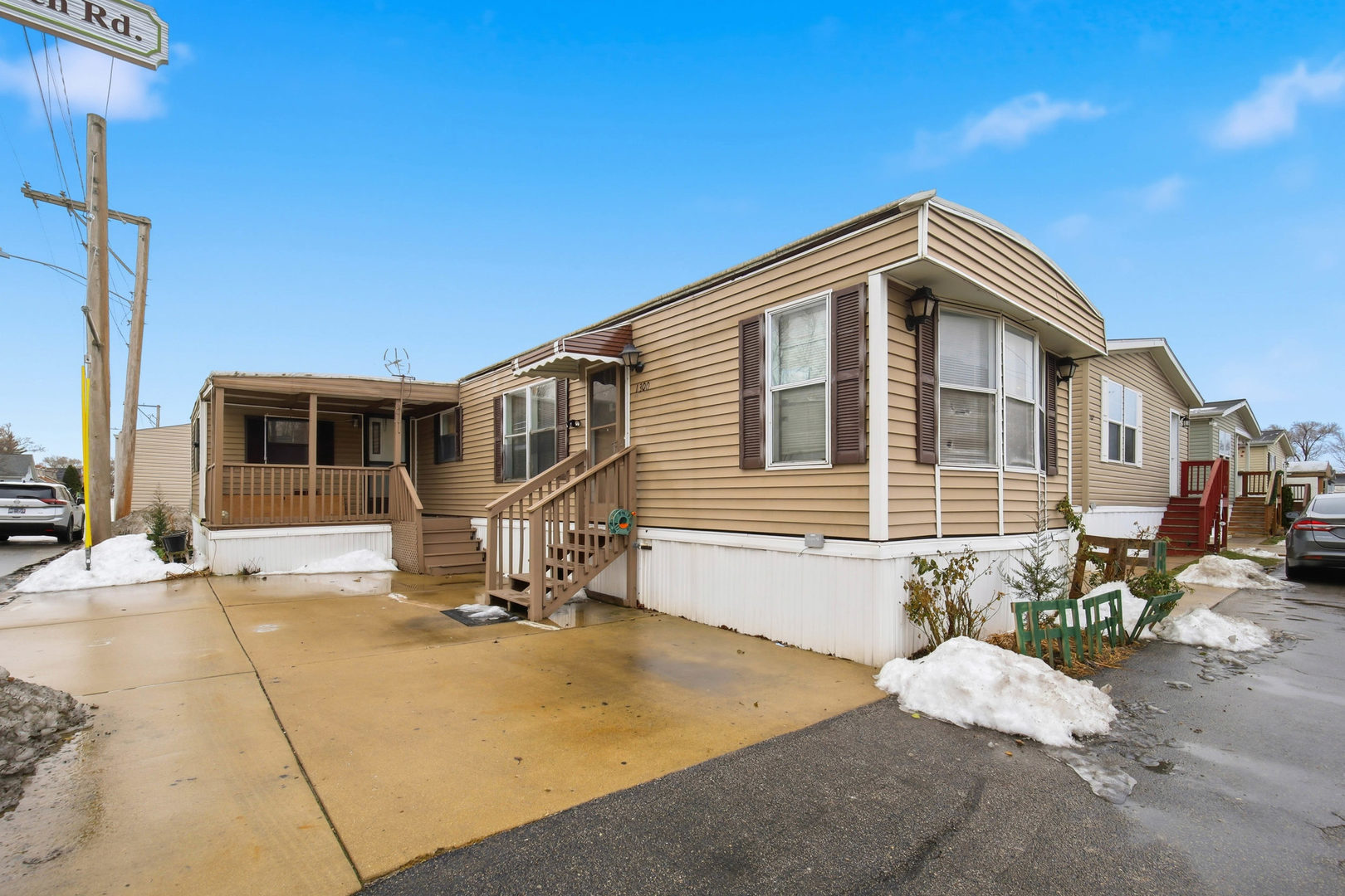 1300 W Branch Road, Northfield, IL 60093