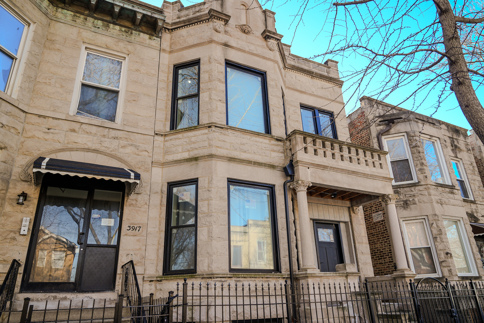 3919 W Flournoy Street, Chicago, IL 60624