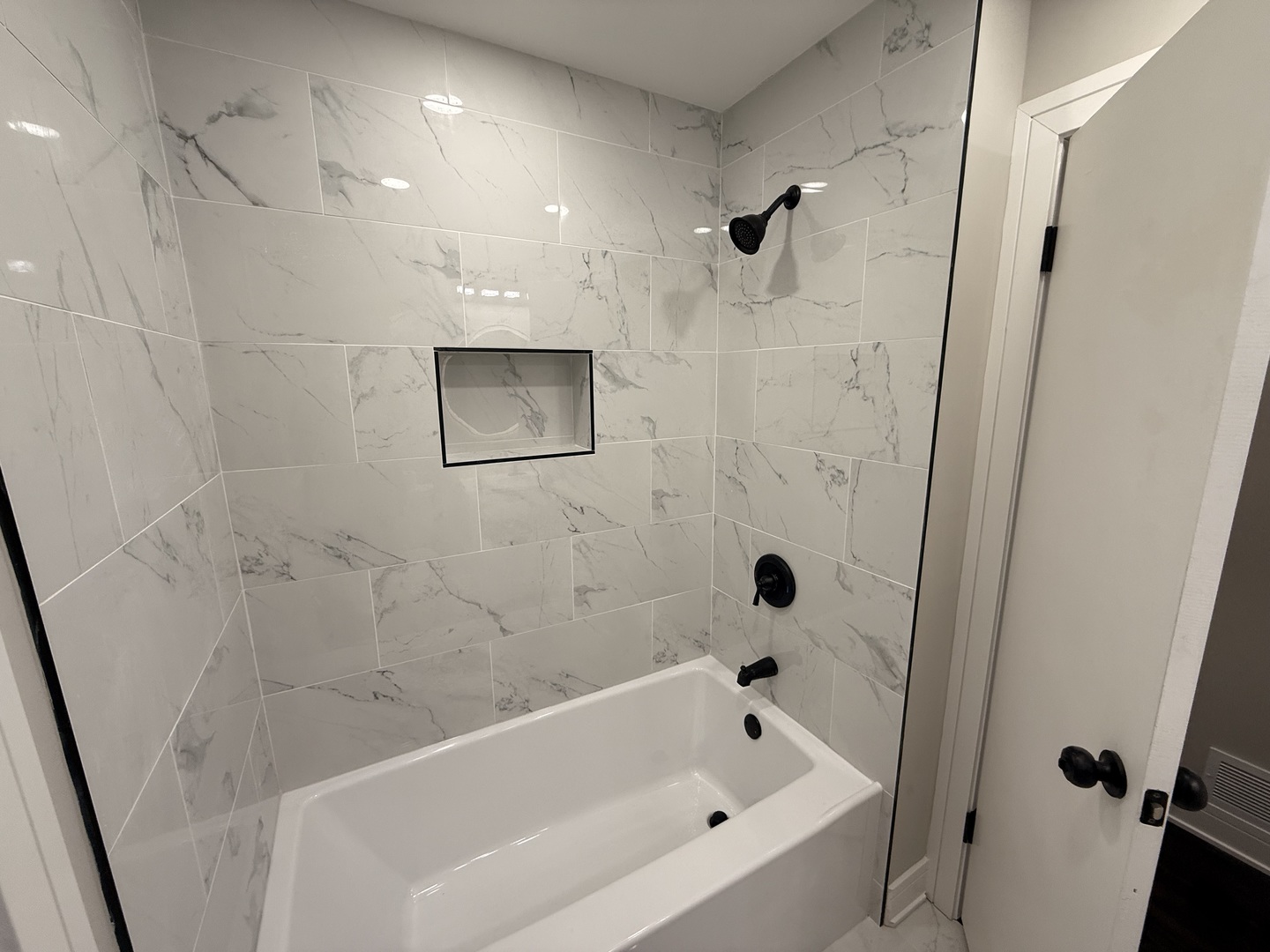 16024 Myrtle Avenue, Harvey, IL 60426