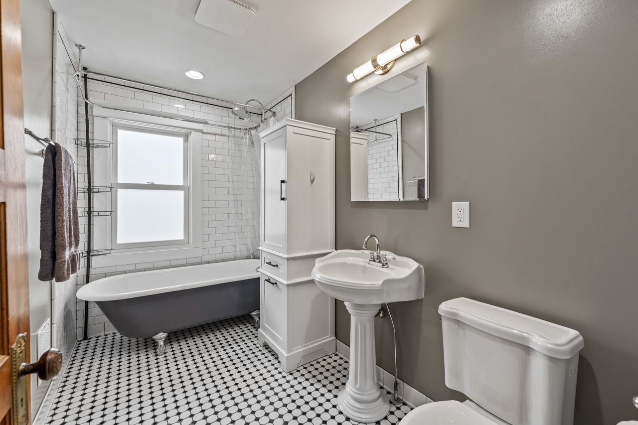 15405 S Joliet Road, Plainfield, IL 60544