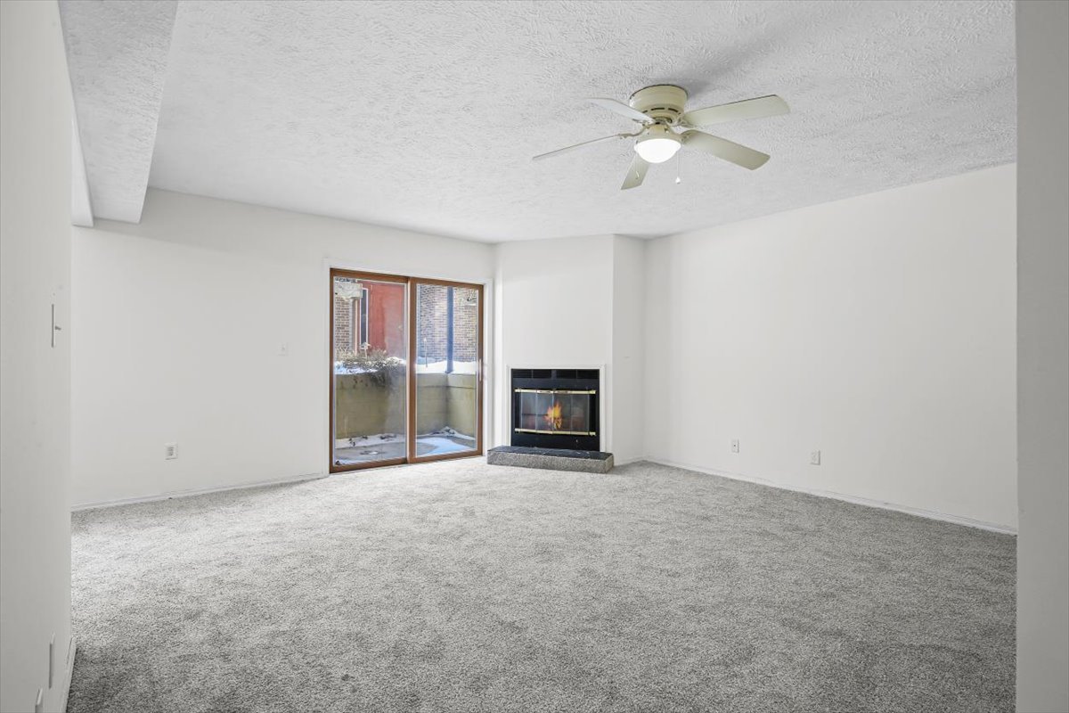 1916 Tracy Drive #31, Bloomington, IL 61704