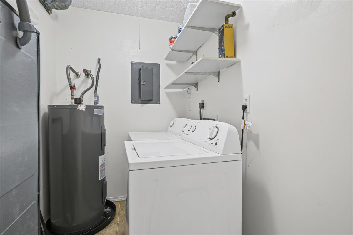 1916 Tracy Drive #31, Bloomington, IL 61704