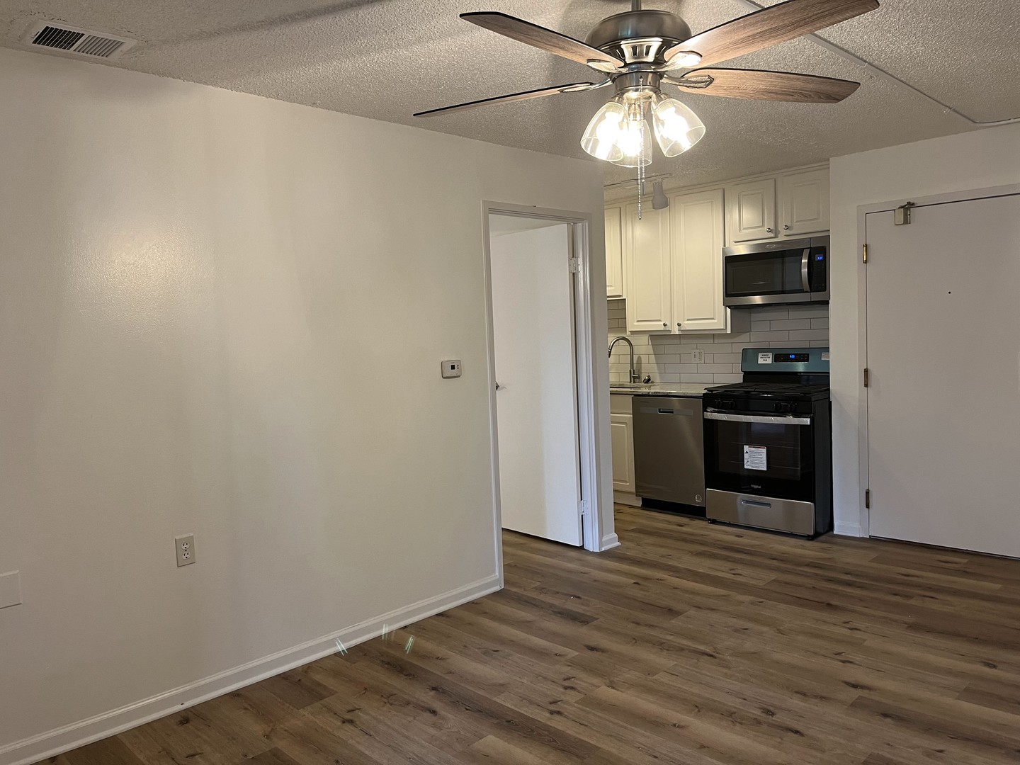 1750 N Marywood Avenue #109, Aurora, IL 60505