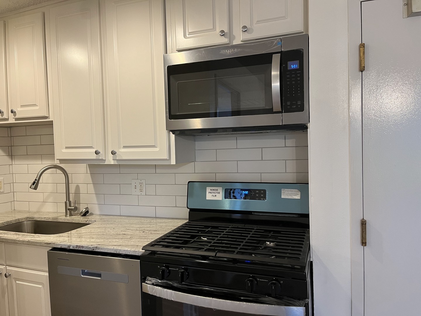 1750 N Marywood Avenue #109, Aurora, IL 60505