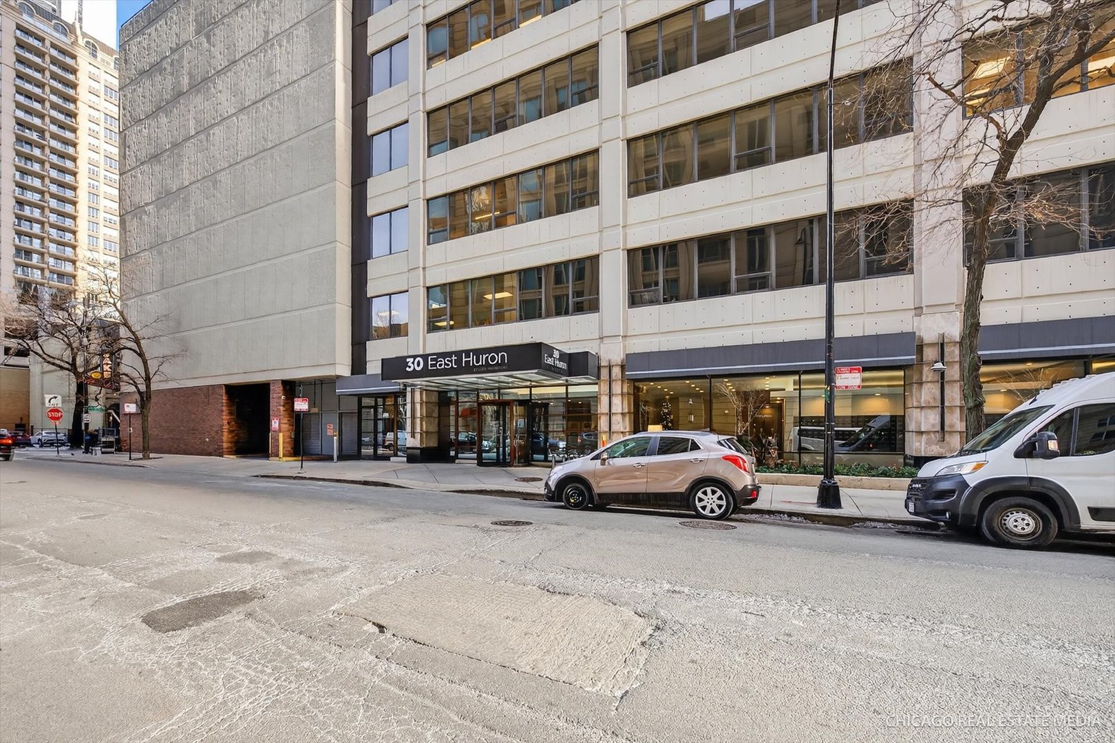 30 E Huron Street #02-COM04, Chicago, IL 60611