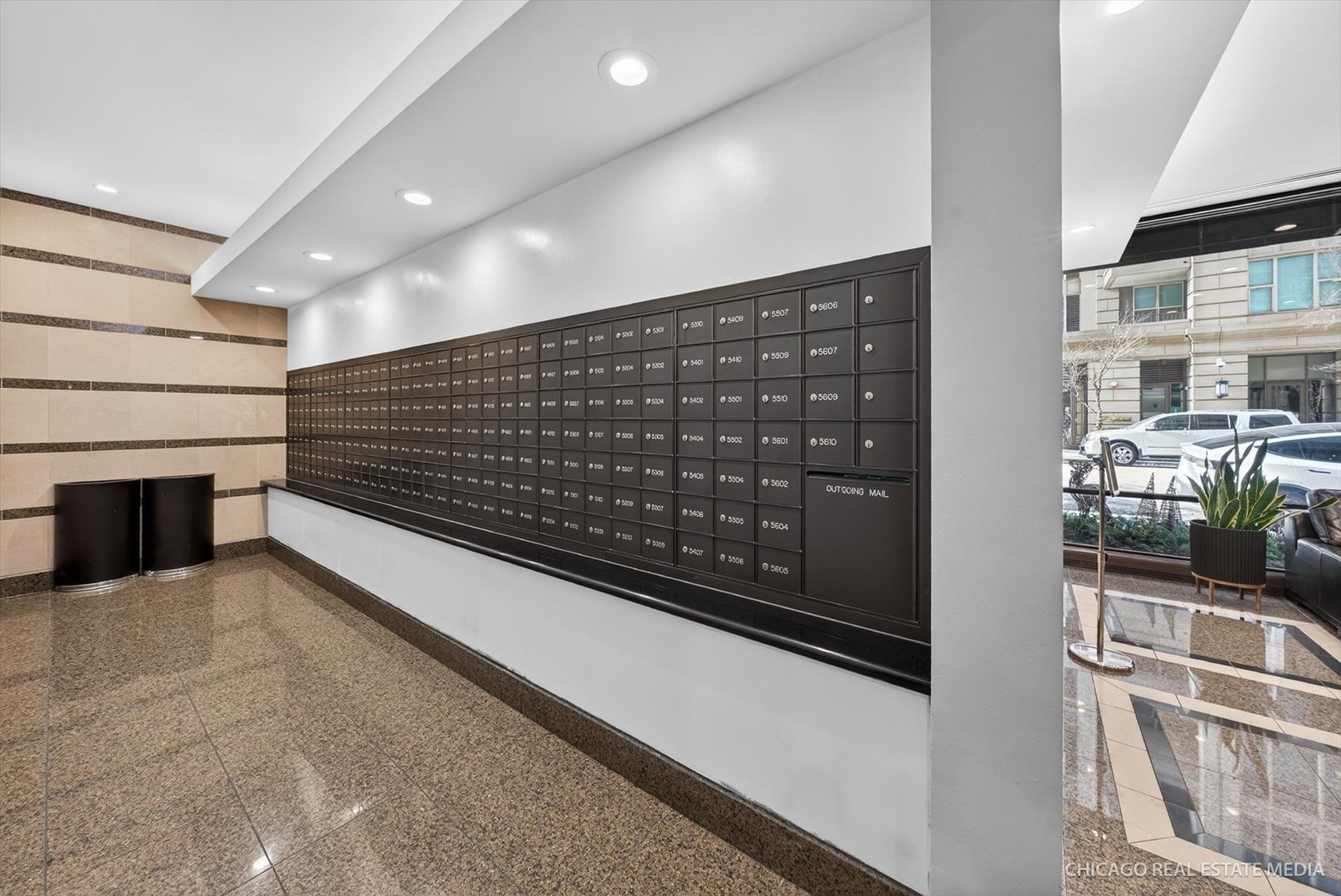 30 E Huron Street #02-COM04, Chicago, IL 60611