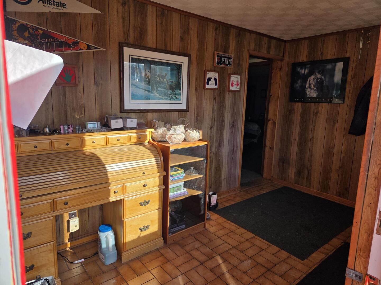 1754 E Lincoln Avenue, Des Plaines, IL 60018