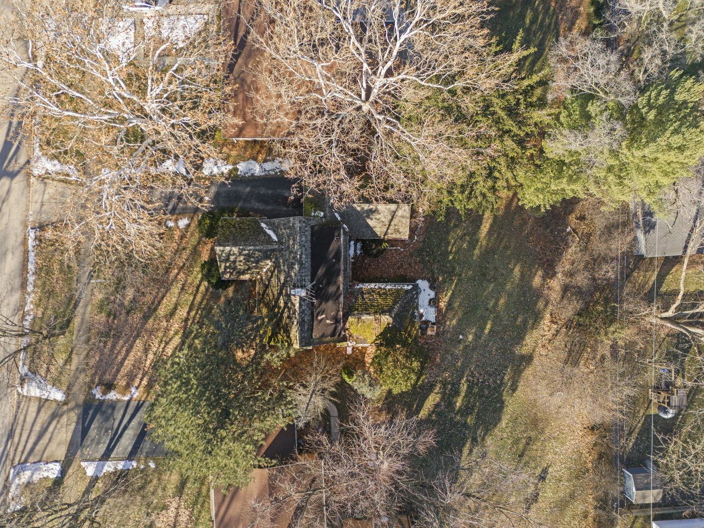 345 Woodstock Avenue, Glen Ellyn, IL 60137