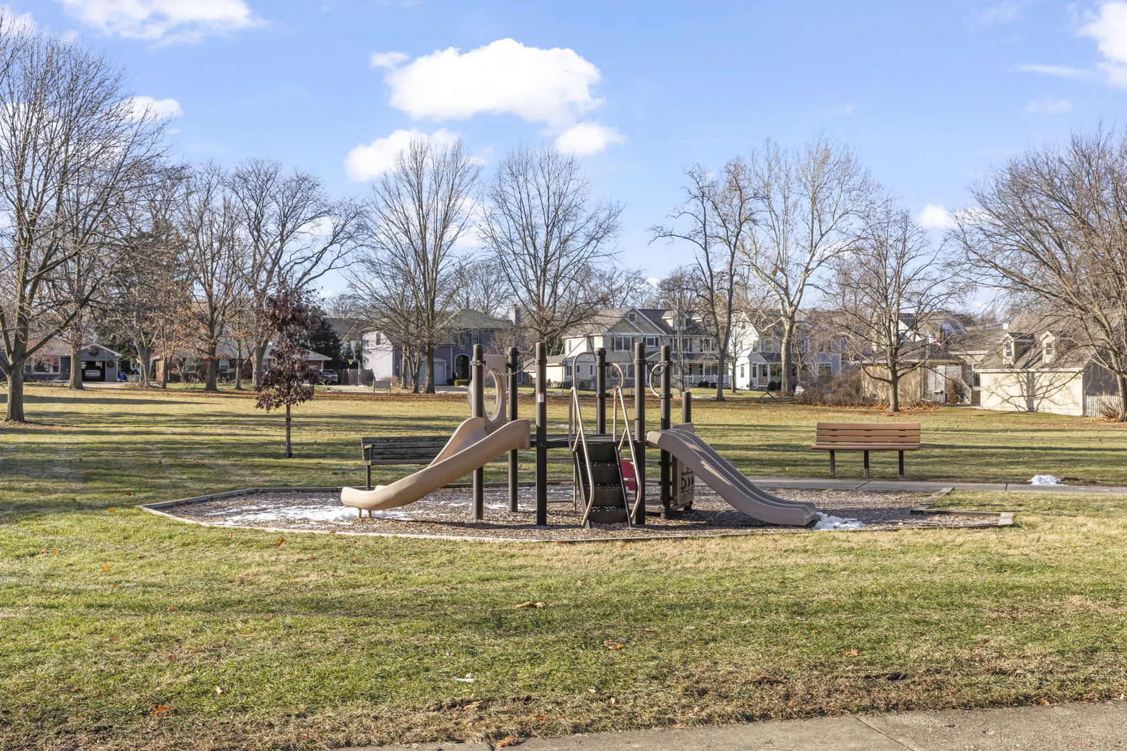 345 Woodstock Avenue, Glen Ellyn, IL 60137