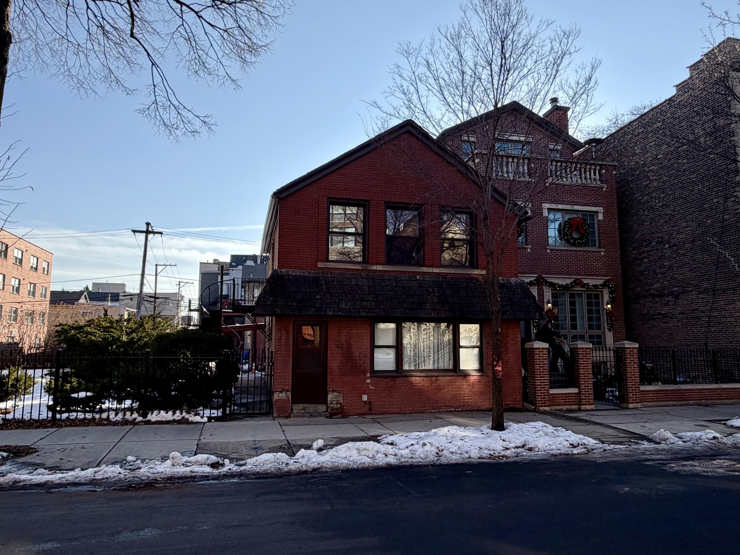 1041 W Polk Street, Chicago, IL 60607