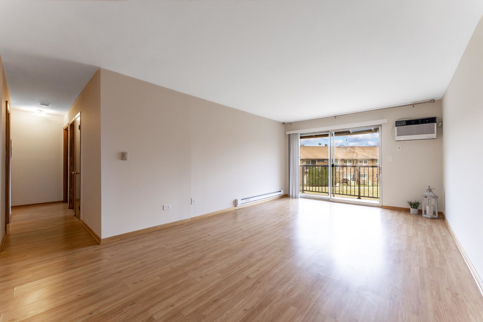 810 E Old Willow Road #209, Prospect Heights, IL 60070