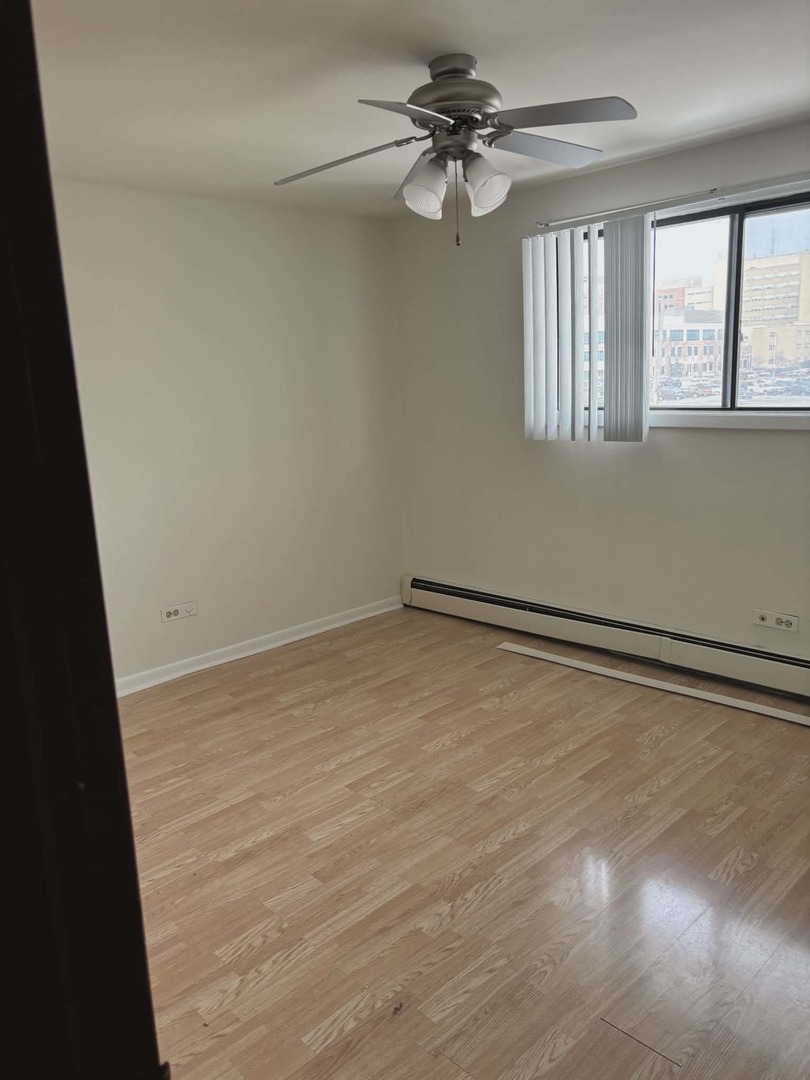 200 Madison Street #3B, Joliet, IL 60435