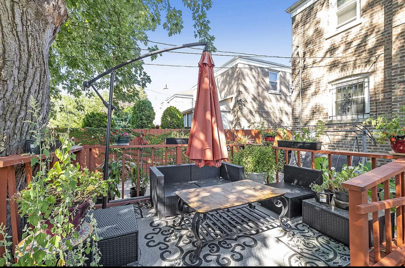 8816 S Constance Avenue, Chicago, IL 60617