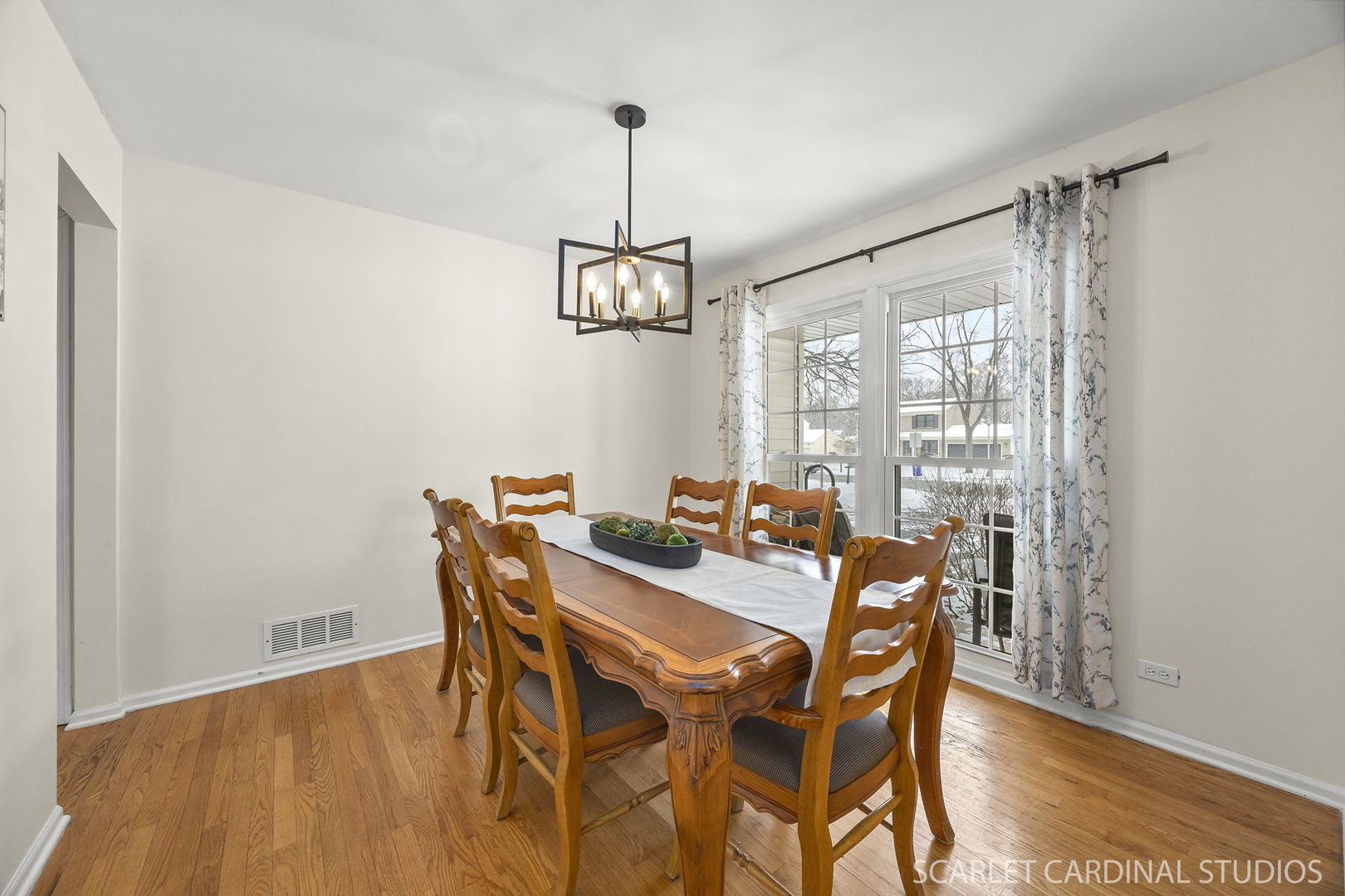 953 Cordova Court, Wheaton, IL 60189