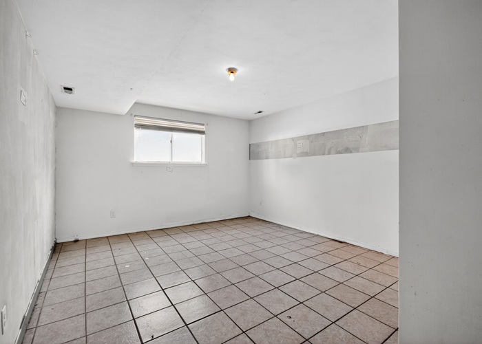 3018 W Wardcliffe Drive, Peoria, IL 61604