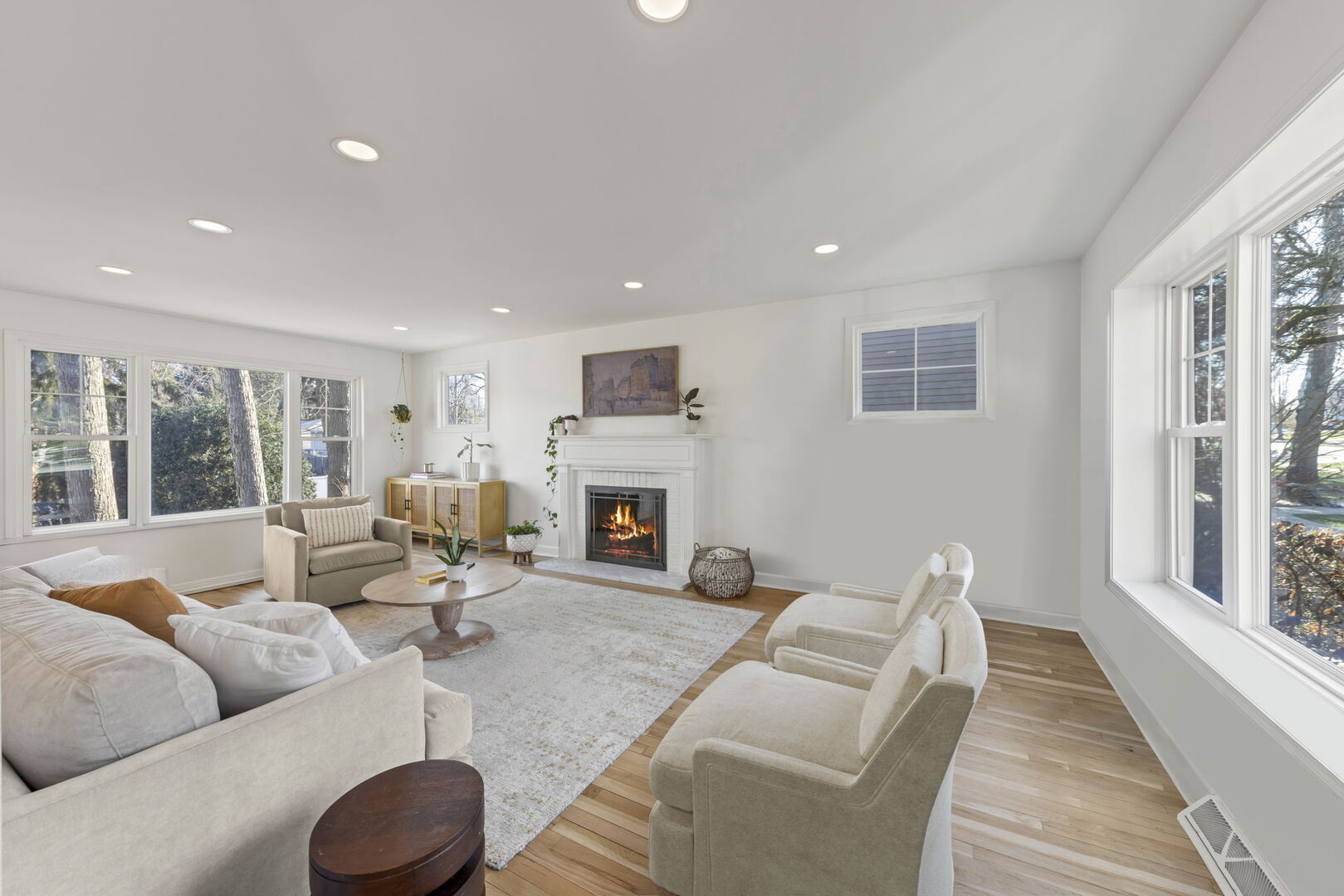 291 Spring Avenue, Glen Ellyn, IL 60137