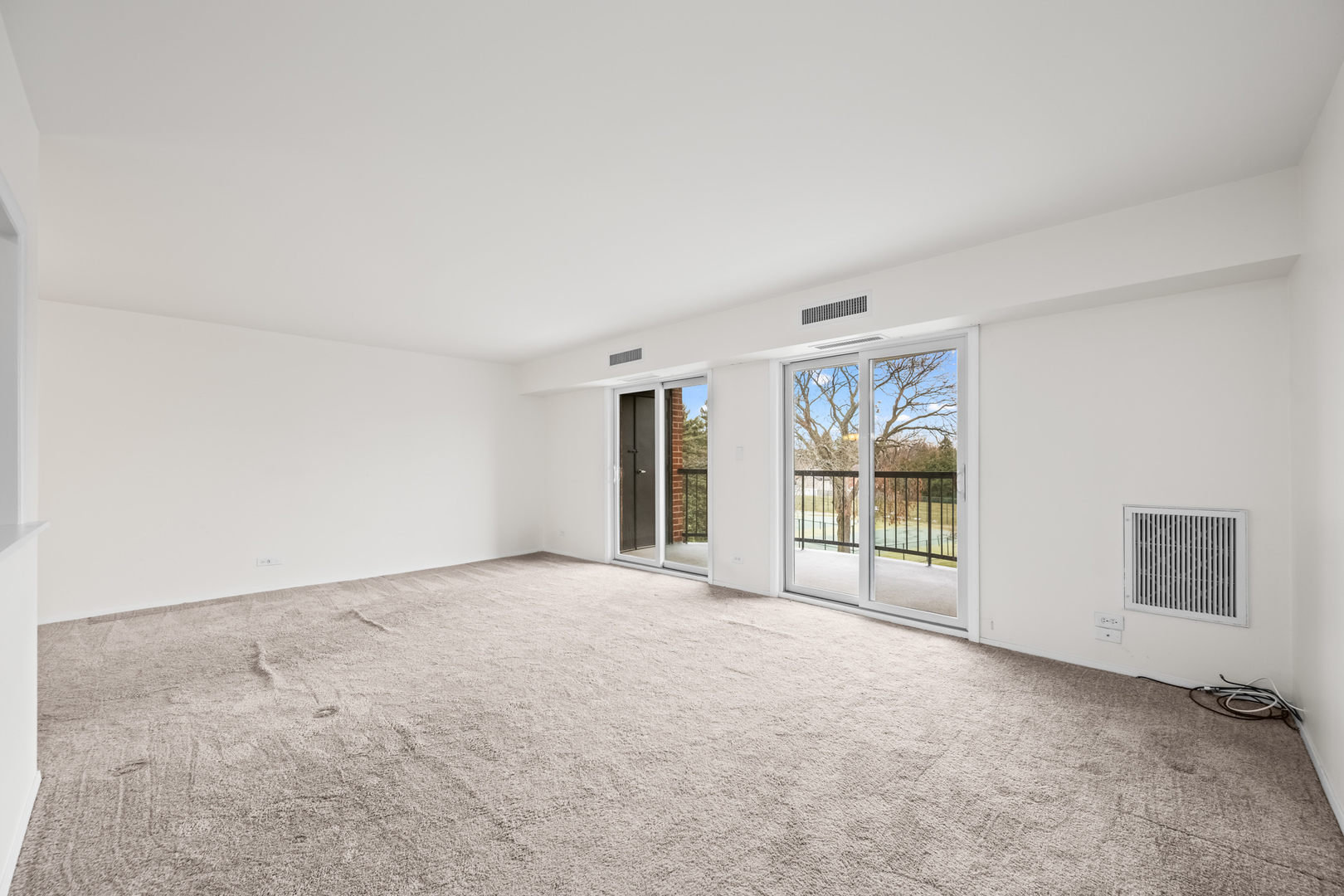 1415 E Central Road #306A, Arlington Heights, IL 60005