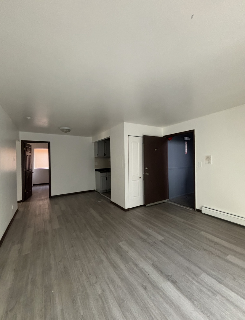 3060 Bernice Avenue #2S, Lansing, IL 60438