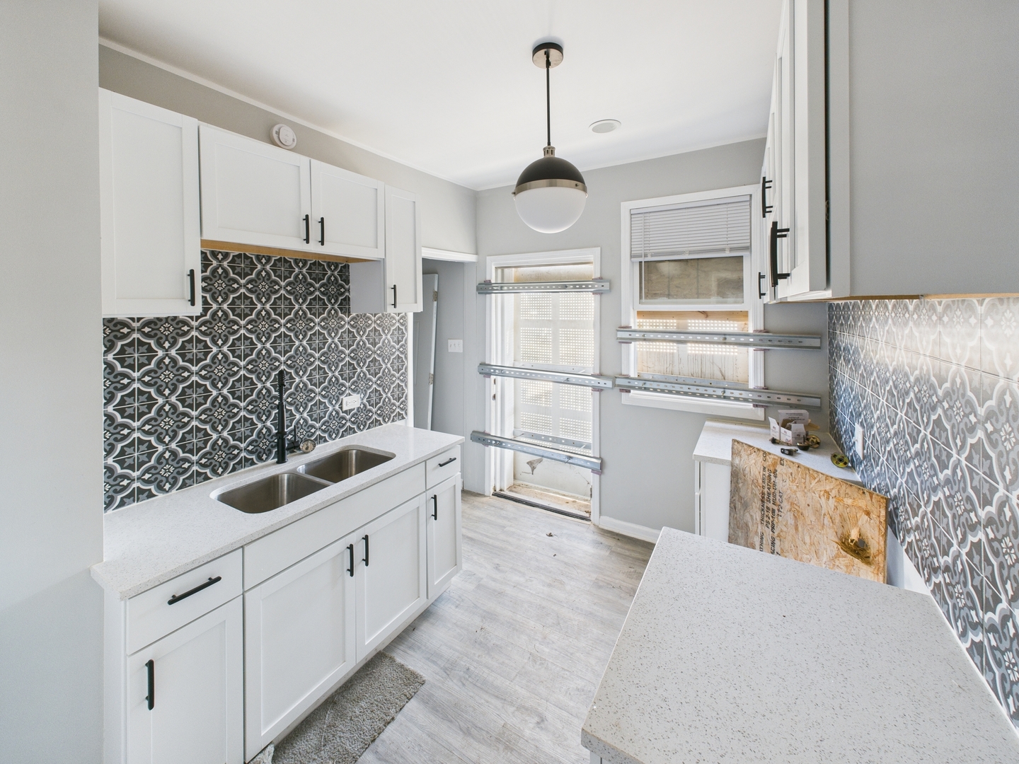 7425 S Perry Avenue, Chicago, IL 60621