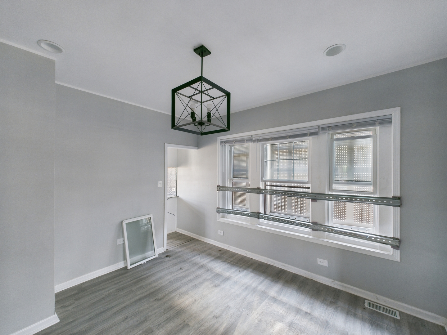 7425 S Perry Avenue, Chicago, IL 60621