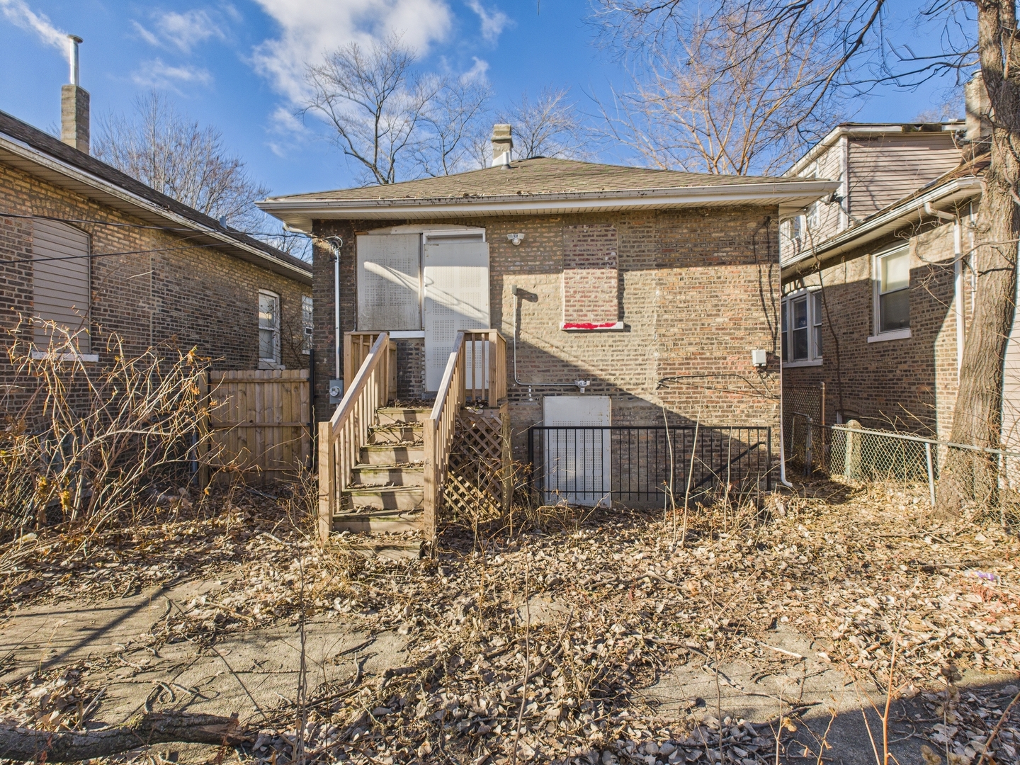 7425 S Perry Avenue, Chicago, IL 60621