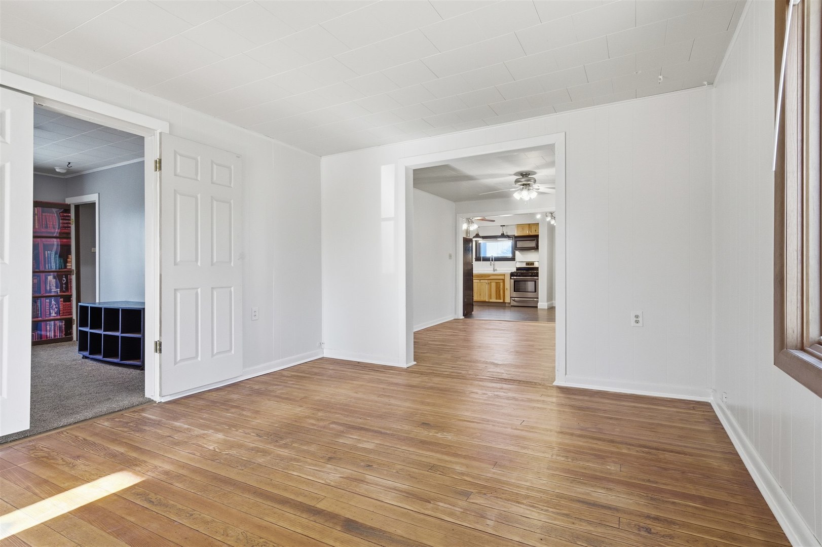 505 W North Street, Stanford, IL 61774