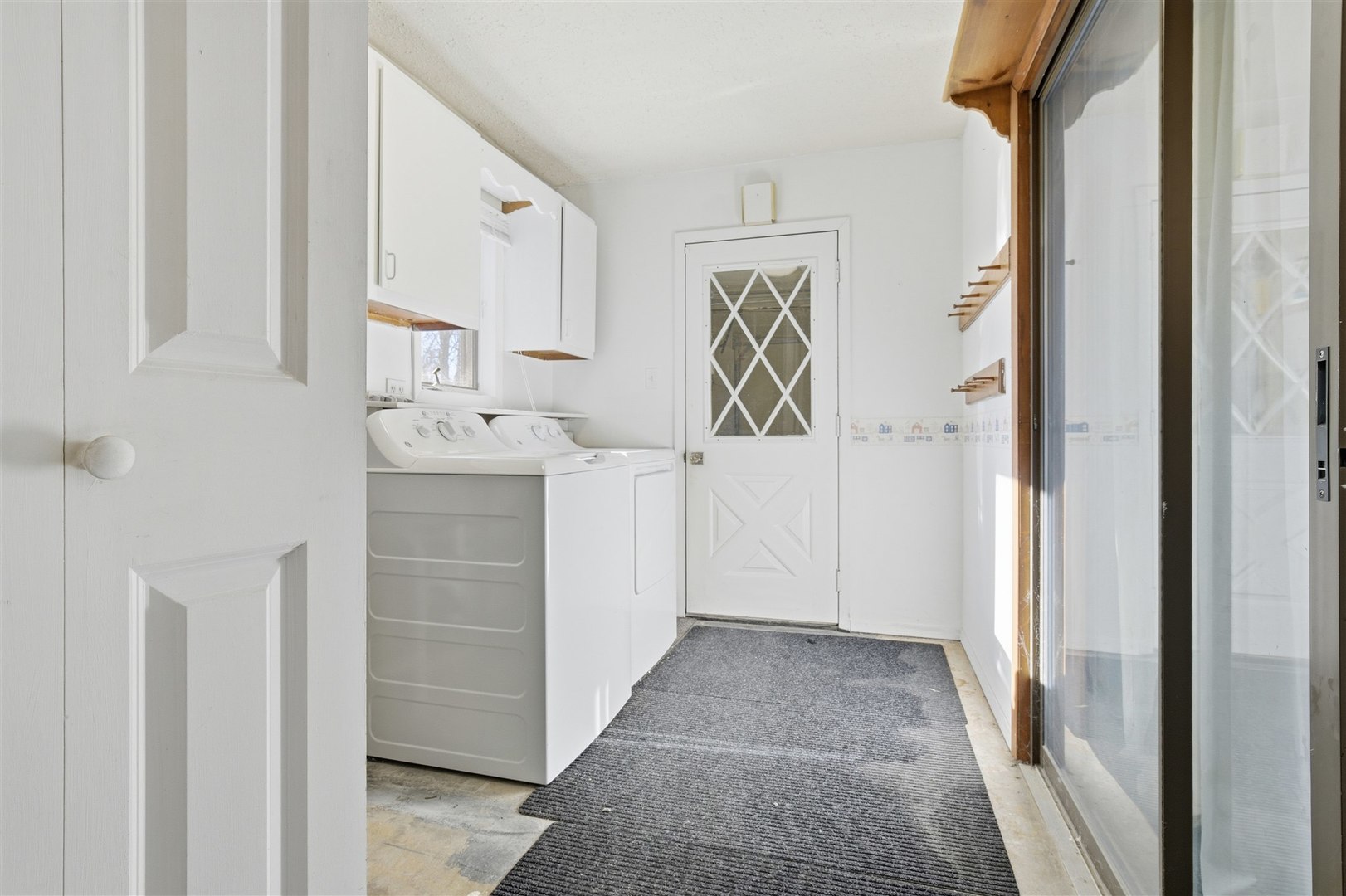 505 W North Street, Stanford, IL 61774