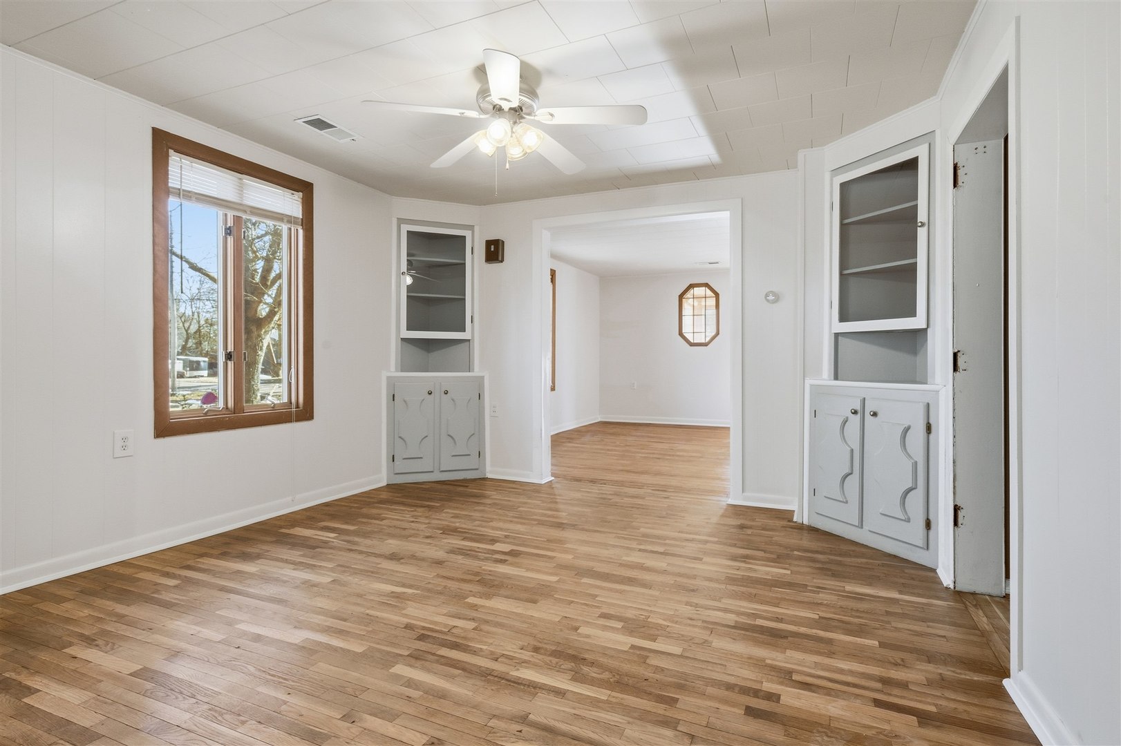 505 W North Street, Stanford, IL 61774